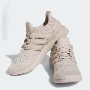 Ultraboost 1.0 Wonder Taupe NWT